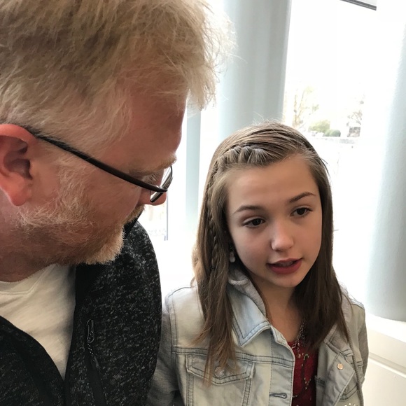 Mother & Daughter Team Kim & Chloe - Picture 3 of 8